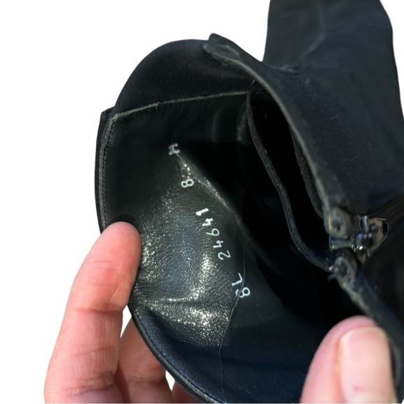 Stuart Weitzman  Women’s Black Neoprene Stretch Ankle Suede Sock Bootie Size 8m - Picture 5 of 7